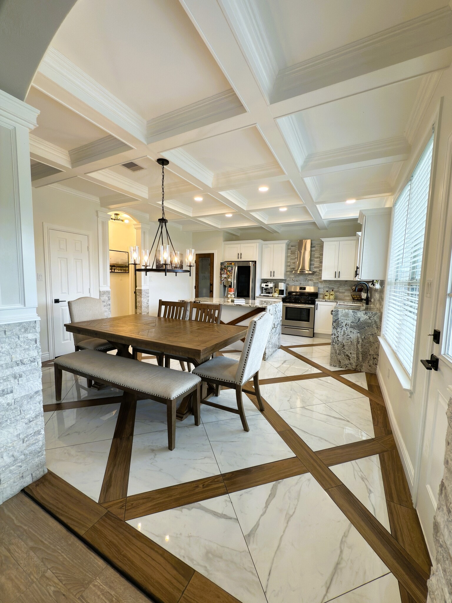 Building Photo - 178 Amber Oak Dr