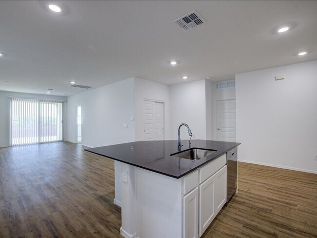 Building Photo - 4 Bedroom 2 Bathroom BRAND NEW HOME!