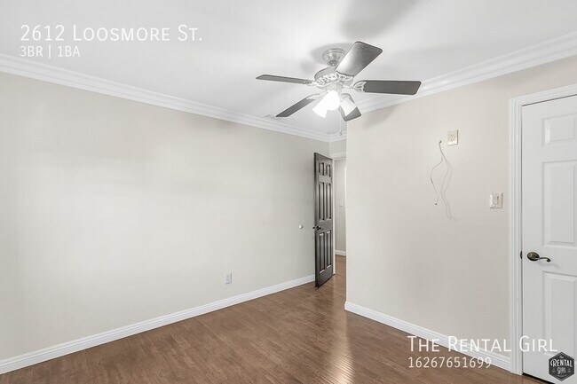Building Photo - Spacious 3 Bedroom Single Family Home | Fu...