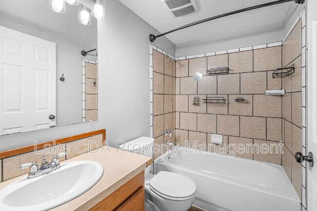 Building Photo - 205 E Boise Ave