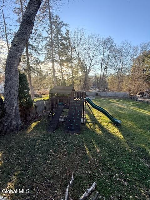 Building Photo - 226 N Greenbush Rd