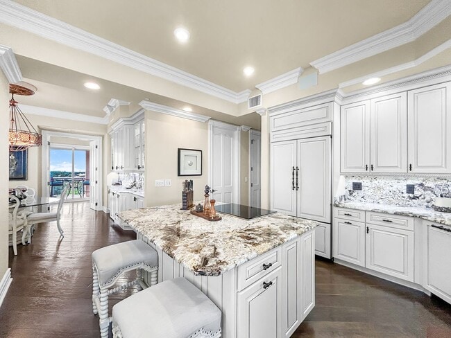 Building Photo - Luxury Waterfront Living at Bacopa Bay – Stunning 8th Floor Condo with Panoramic Views | 3beds/2....