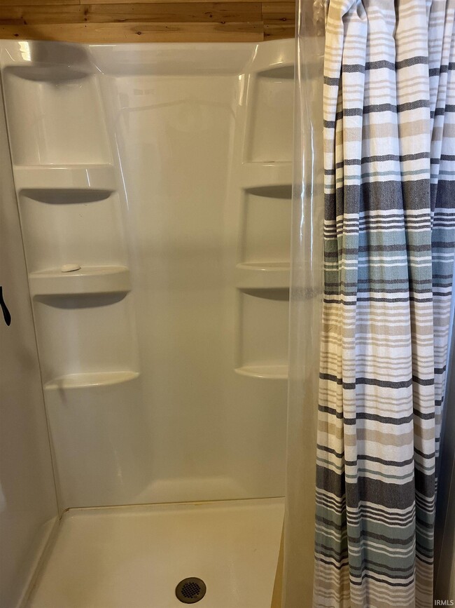 Building Photo - 930 W 590 S