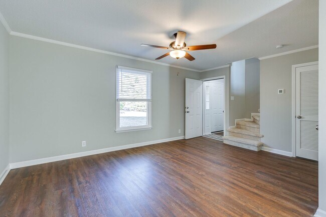 Building Photo - 1023 Chickasaw Trail