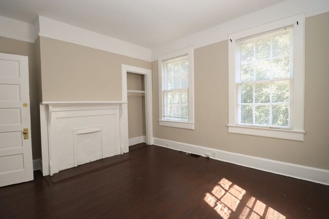Building Photo - Historic 3 Bedroom in University Hill – Wa...