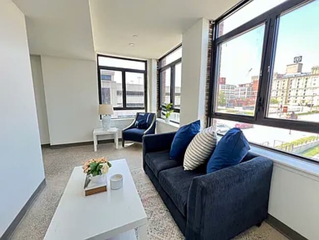 Building Photo - The Historic 10th St Residences