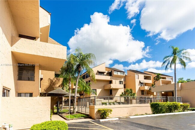 Building Photo - 10500 SW 108th Ave