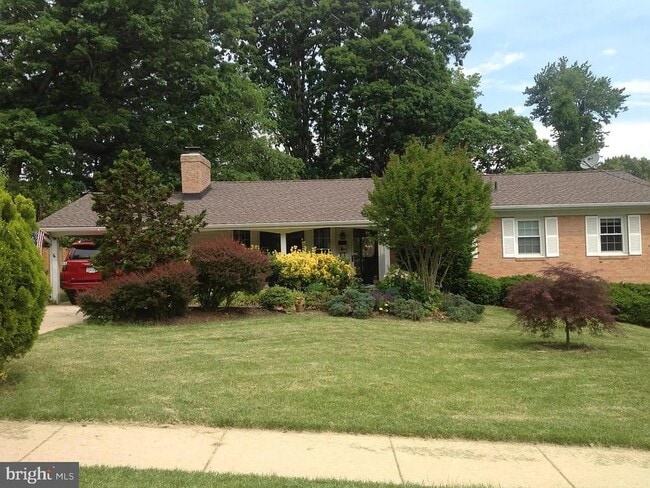 Building Photo - 3412 Ramsgate Terrace