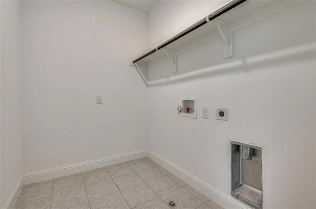 Building Photo - 3716 Prague Mews