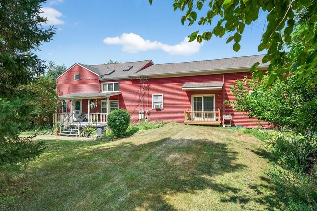 Building Photo - Price Reduction: Charming 3BR Farmhouse Re...