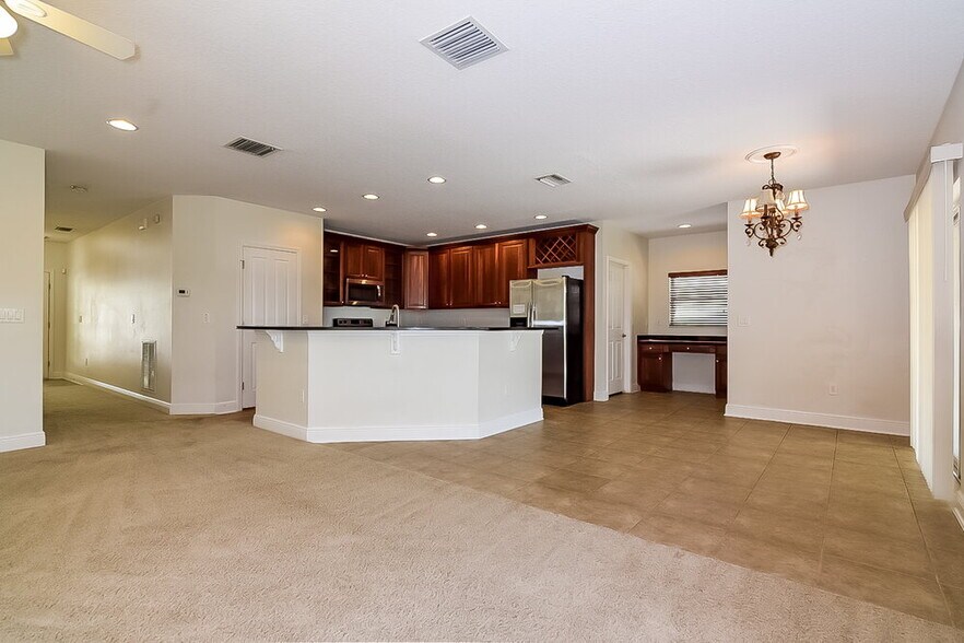 Building Photo - 209 Fern Gulley Dr