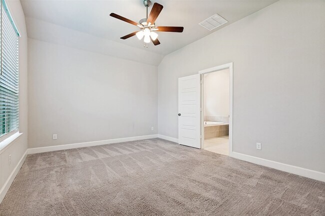 Building Photo - 2424 Preakness Pl