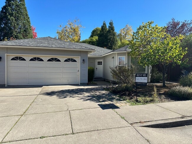 Primary Photo - Charming 3 Bedroom, 2 Bath Home in Ashland!