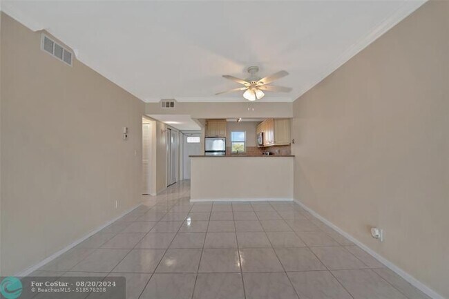 Building Photo - 750 NE Spanish River Blvd
