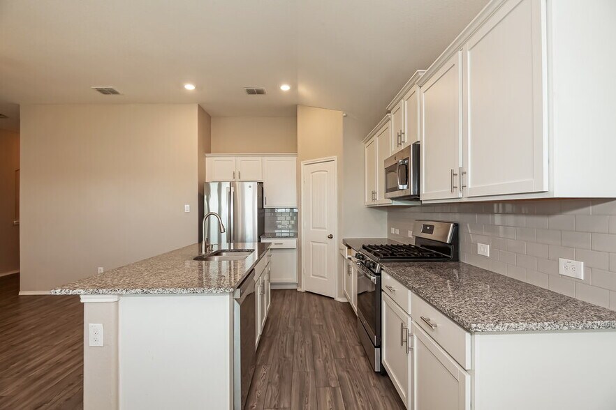 Building Photo - 14432 Leadrope Cir