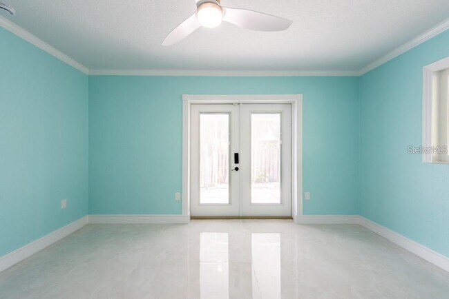 Building Photo - 4643 Bay Crest Dr