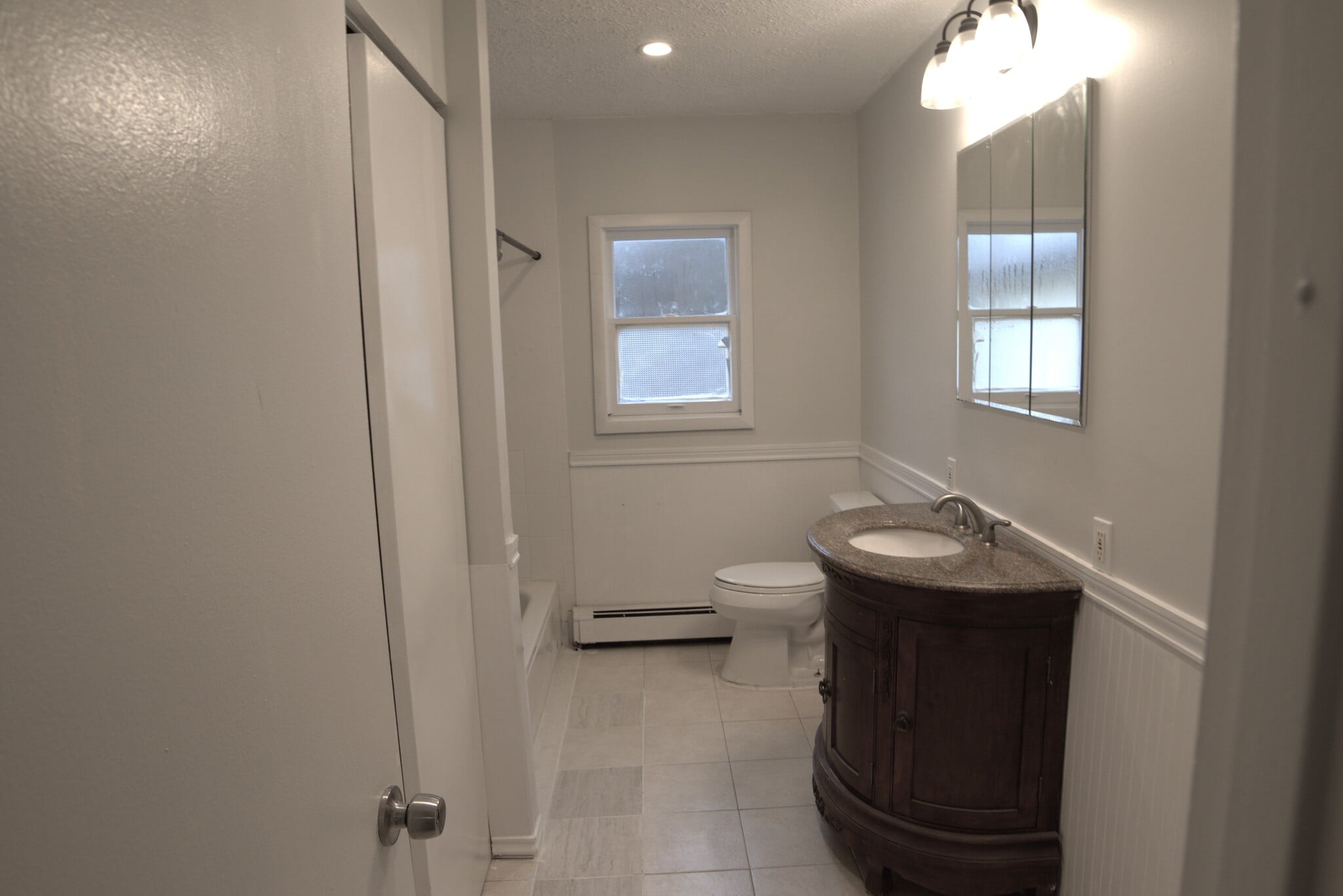 Building Photo - 393 Patton Ave