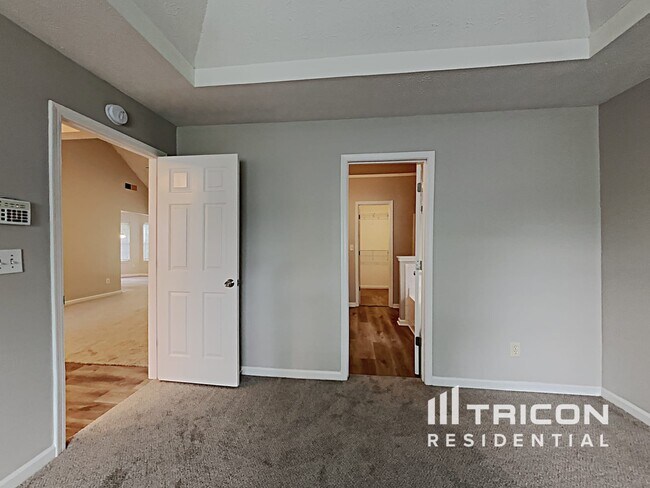 Building Photo - 536 Harvick Cir