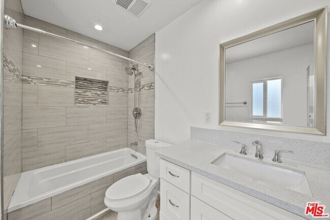 Building Photo - 6712 Cedros Ave