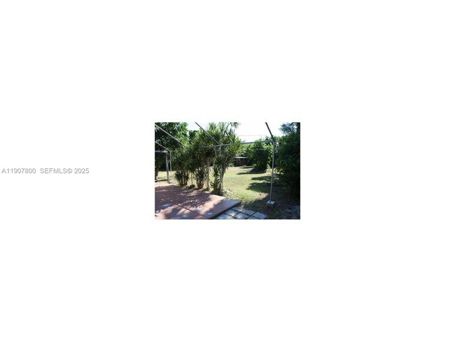 Building Photo - 102 Miami Gardens Rd