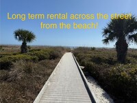 Building Photo - 2 Bedroom / 2 Bathroom @ Surf Court