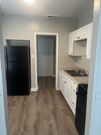Building Photo - 2427 N 57th St