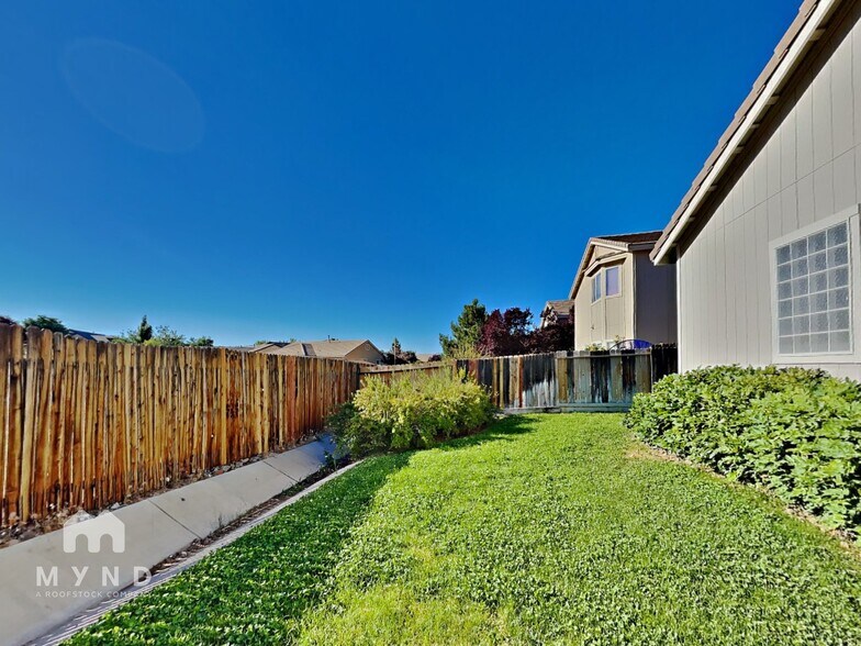 Building Photo - 5518 Spandrell Cir