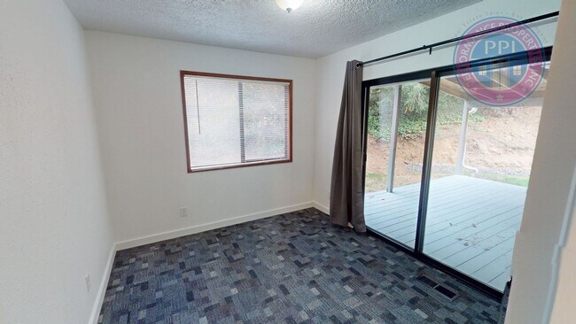 Building Photo - Enjoy Rural Living, Close To City & Freeways!!!  Beautiful Outdoor Living Space, Single Level Ran...