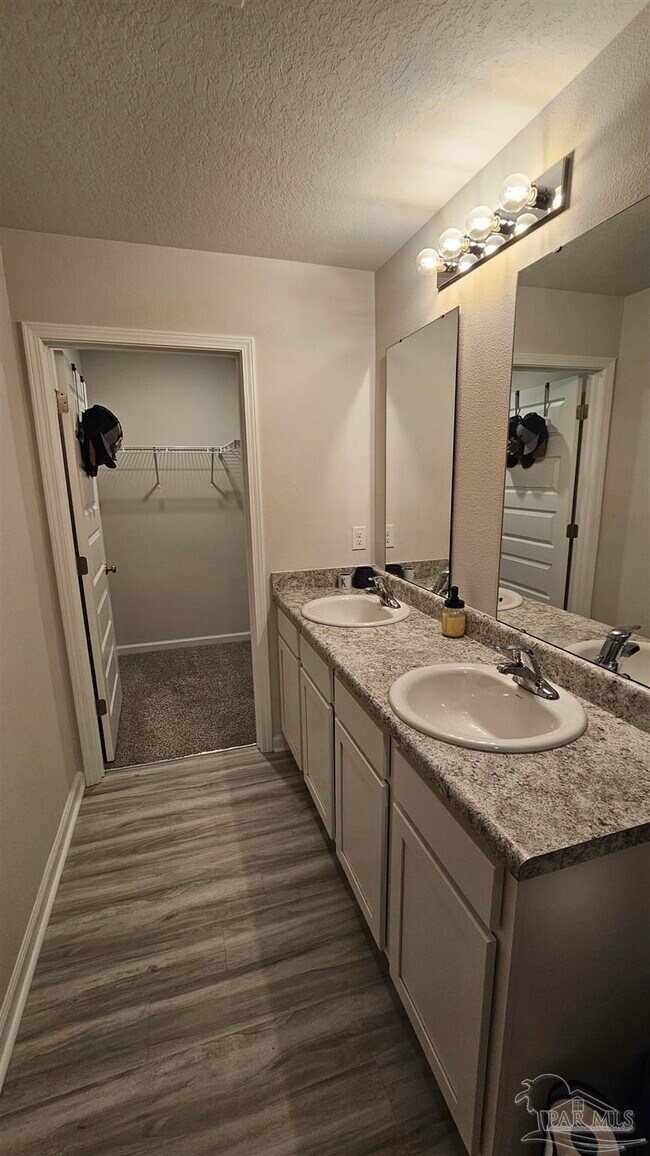 Building Photo - 4326 Redbay Ct
