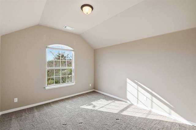 Building Photo - 1604 Bonanza Ln