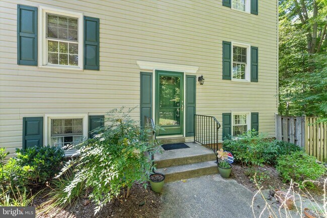 Building Photo - 5602 Kirkham Ct