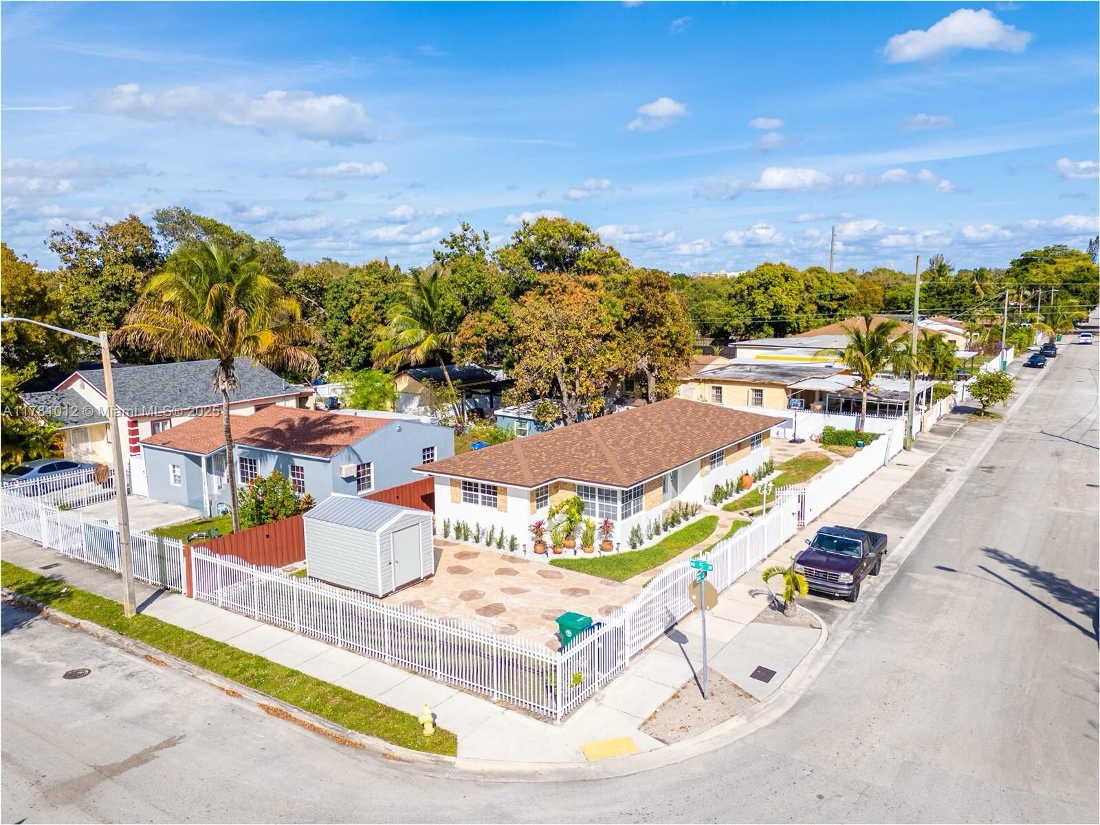 Building Photo - 431 NW 47th St