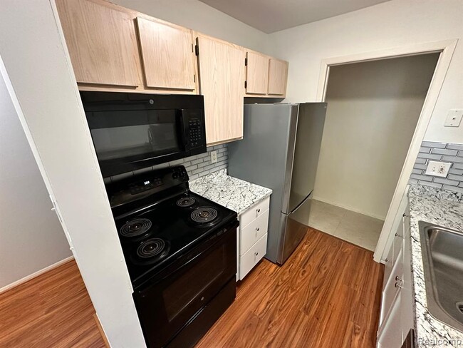 Building Photo - 22277 Atlantic Pointe