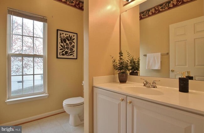 Building Photo - 15417 Duckling Pl