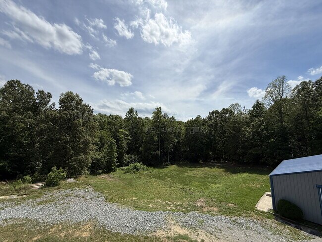 Building Photo - 17493 American Way