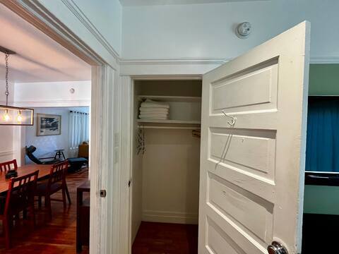 Primary Photo - 1405 N Mansfield Ave