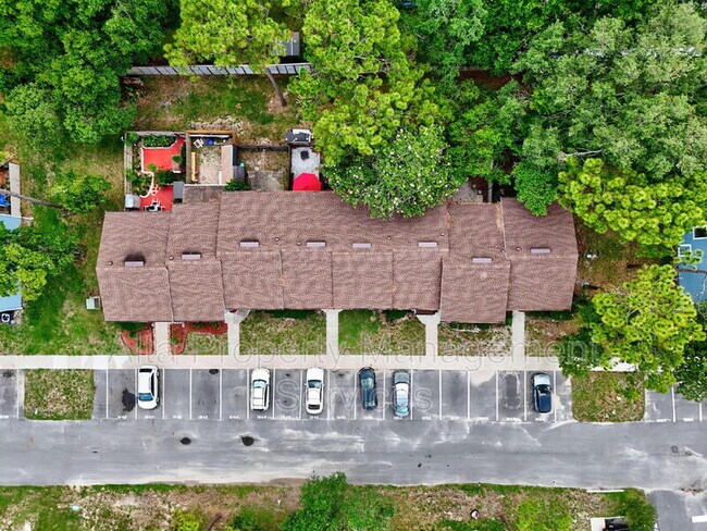 Building Photo - 1848 Willowood Dr