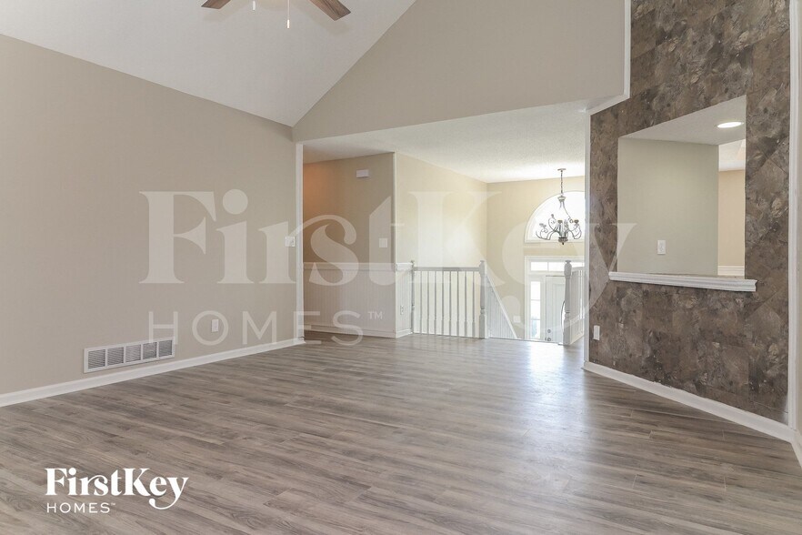 Building Photo - 67 Saddle Brooke Dr