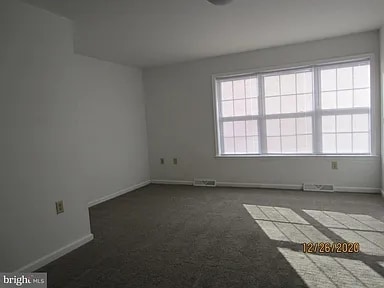 Building Photo - 148 Georgetown Square