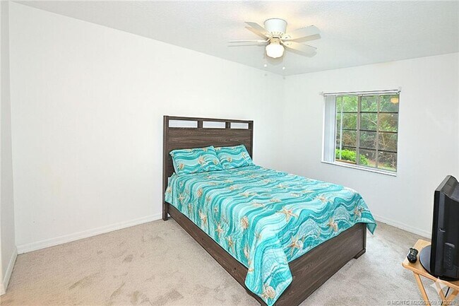 Building Photo - 950 S Kanner Hwy