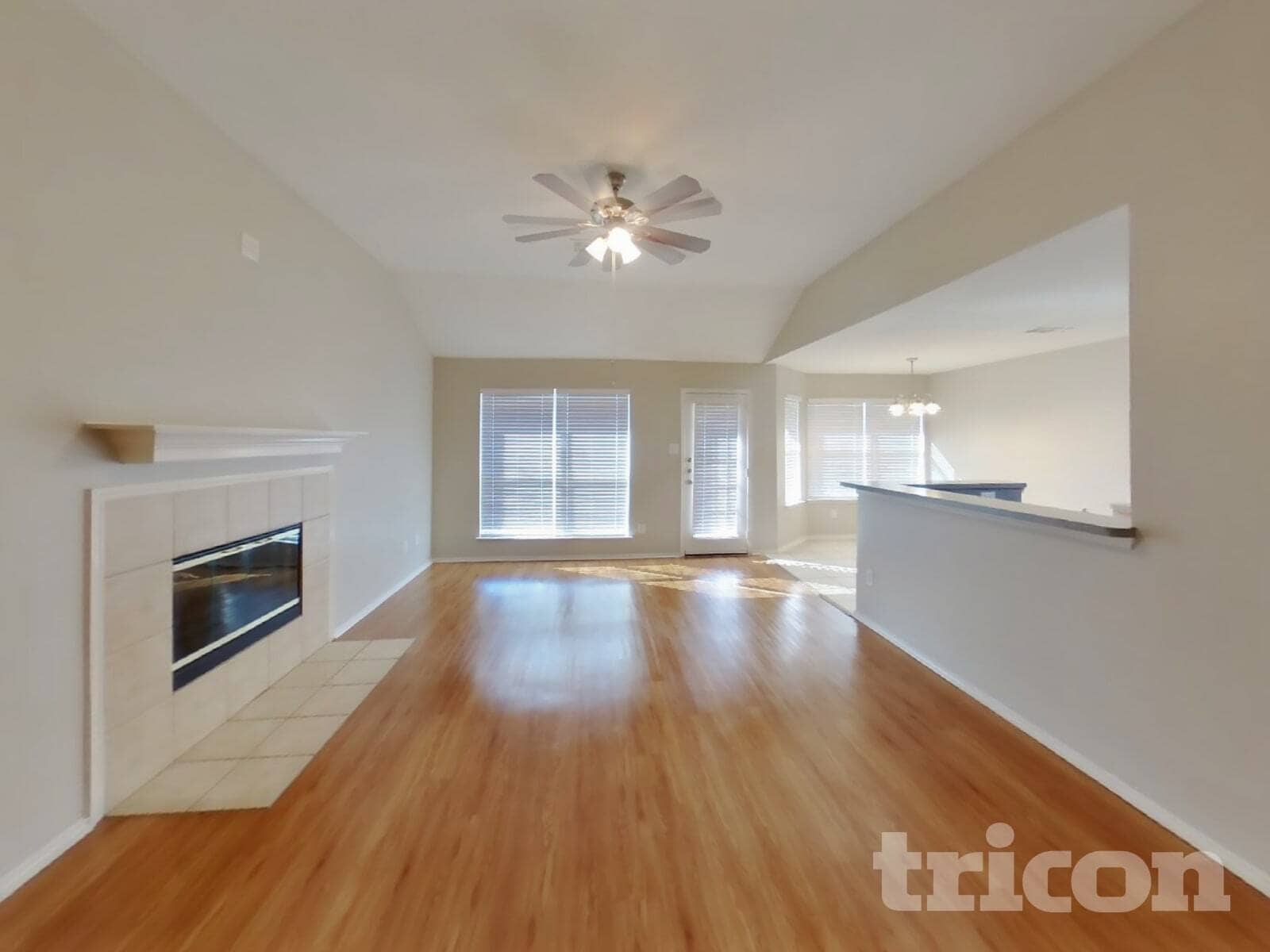 Building Photo - 917 Red Oak Trails