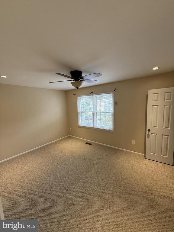 Building Photo - 7924 Timarand Ct