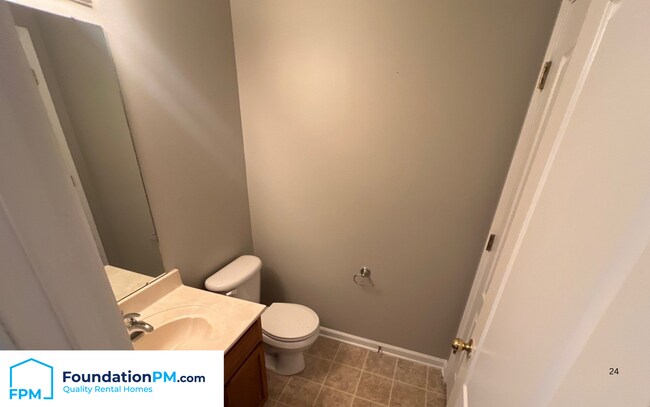 Building Photo - 9115 Cinderhill Cove W