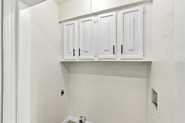 Building Photo - 8137 Foxfire Ln