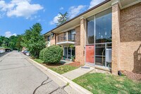 Building Photo - 1209 Island Dr