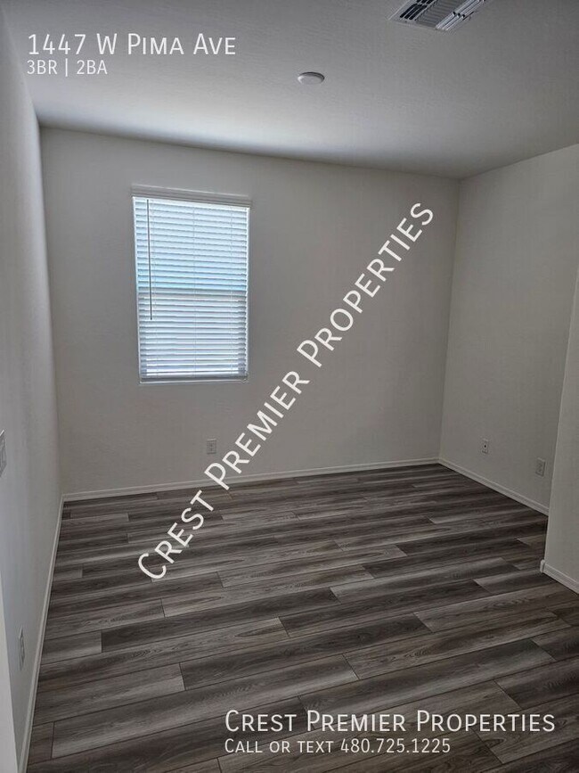 Building Photo - 1447 W Pima Ave