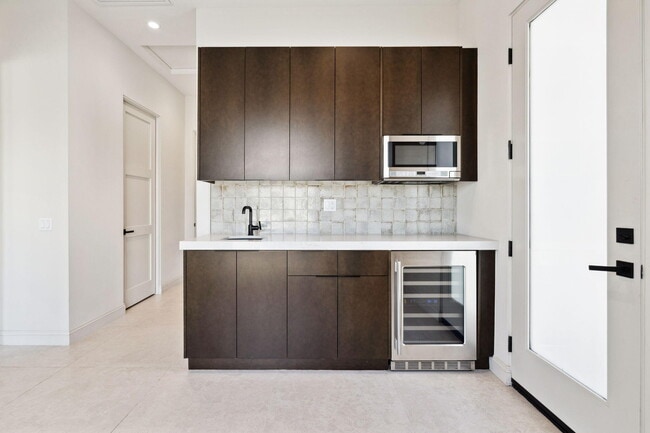 Building Photo - 75149 Hancock Pl