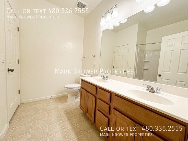 Building Photo - 27283 N 75th Dr