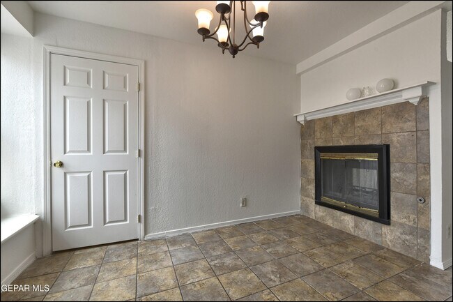 Building Photo - 7958 Starry Night Dr