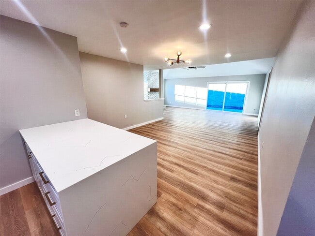 Building Photo - 4319 Baynard Dr